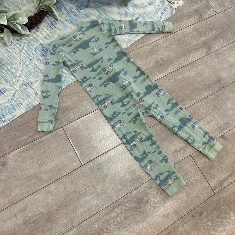 Carter’s Toddler Boy Pajamas Safari Theme Zip One Piece Sleep & Play 3T